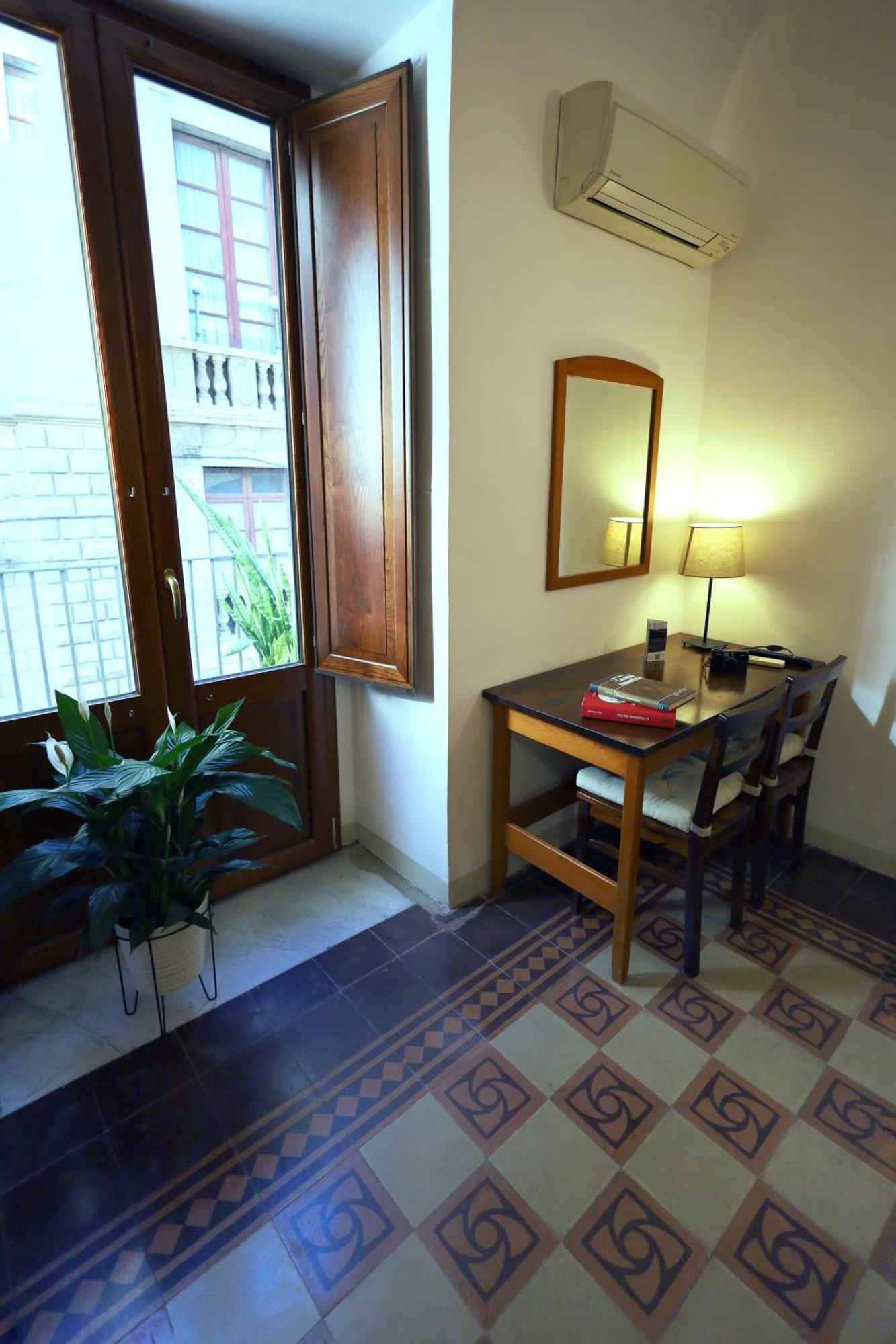 Cataneasy Rooms ภายนอก รูปภาพ