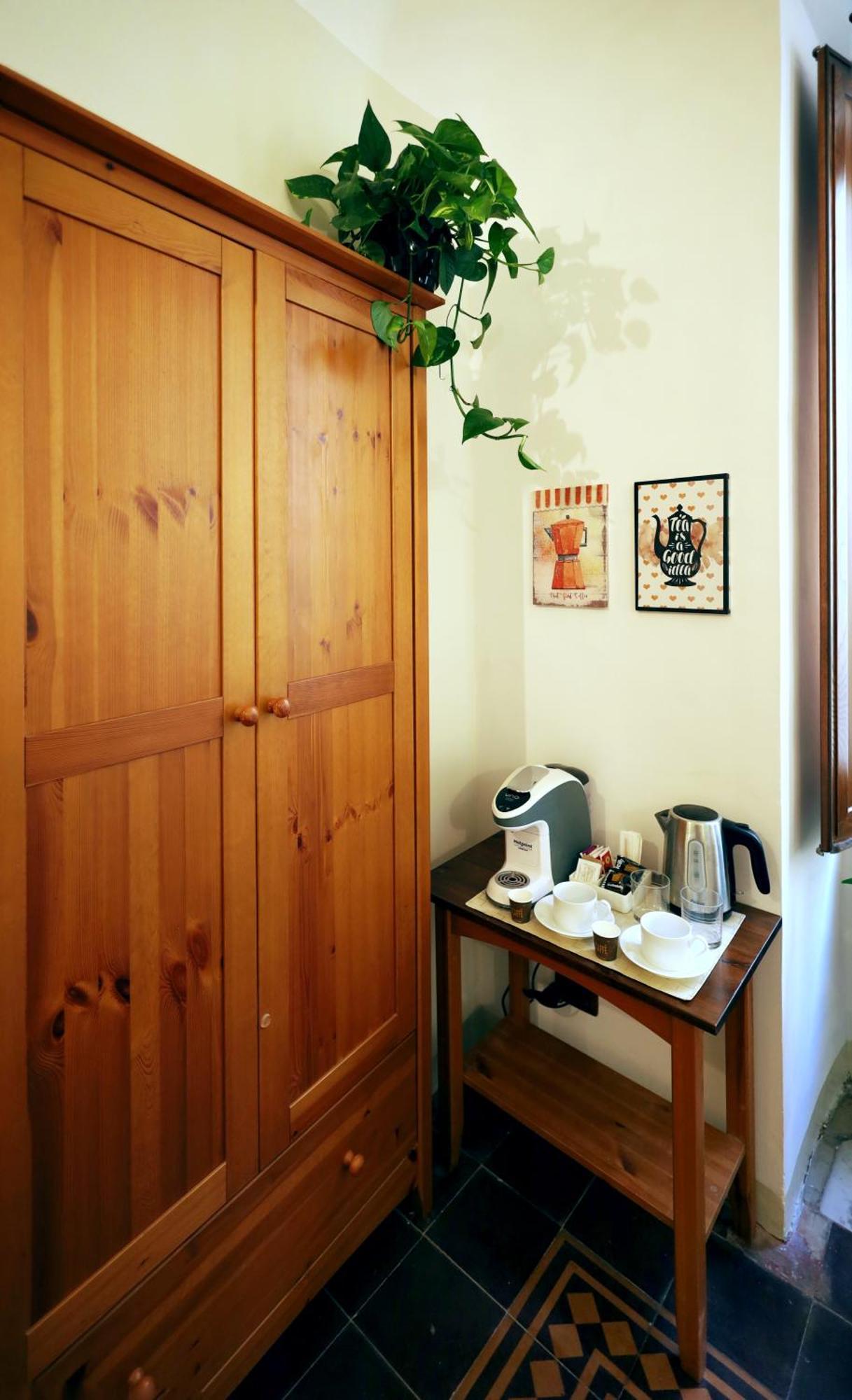Cataneasy Rooms ภายนอก รูปภาพ